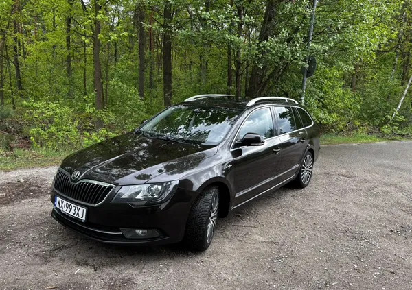 skoda superb warszawa Skoda Superb cena 59000 przebieg: 300000, rok produkcji 2014 z Warszawa